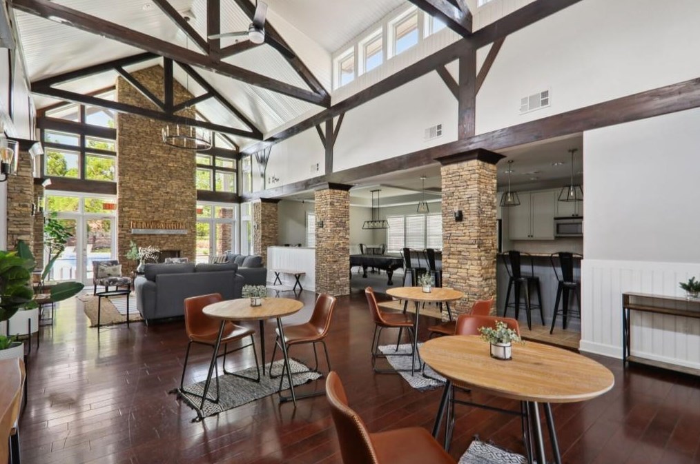3613 Ashford Creek Dr, Atlanta GA  30319-5053 exterior