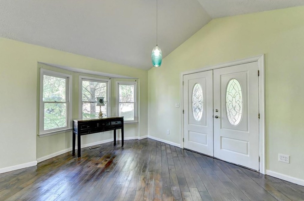 155 Hollyberry Dr, Dallas GA 30157-6110 exterior