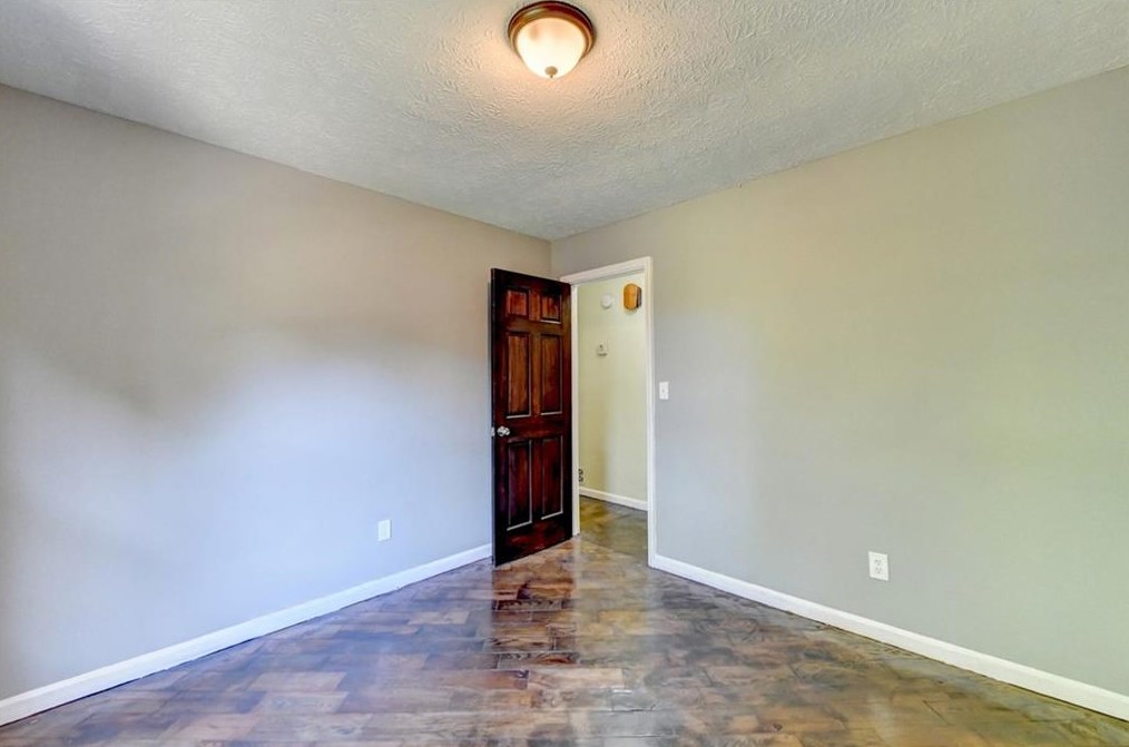 155 Hollyberry Dr, Dallas GA 30157-6110 exterior