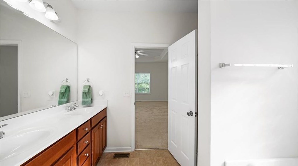 256 Alexandria Way, Dallas GA  30132-5520 exterior