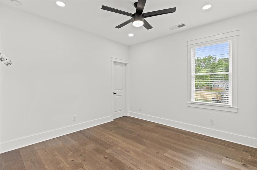346 Crestview Cir, Roswell GA  30075-3823 exterior