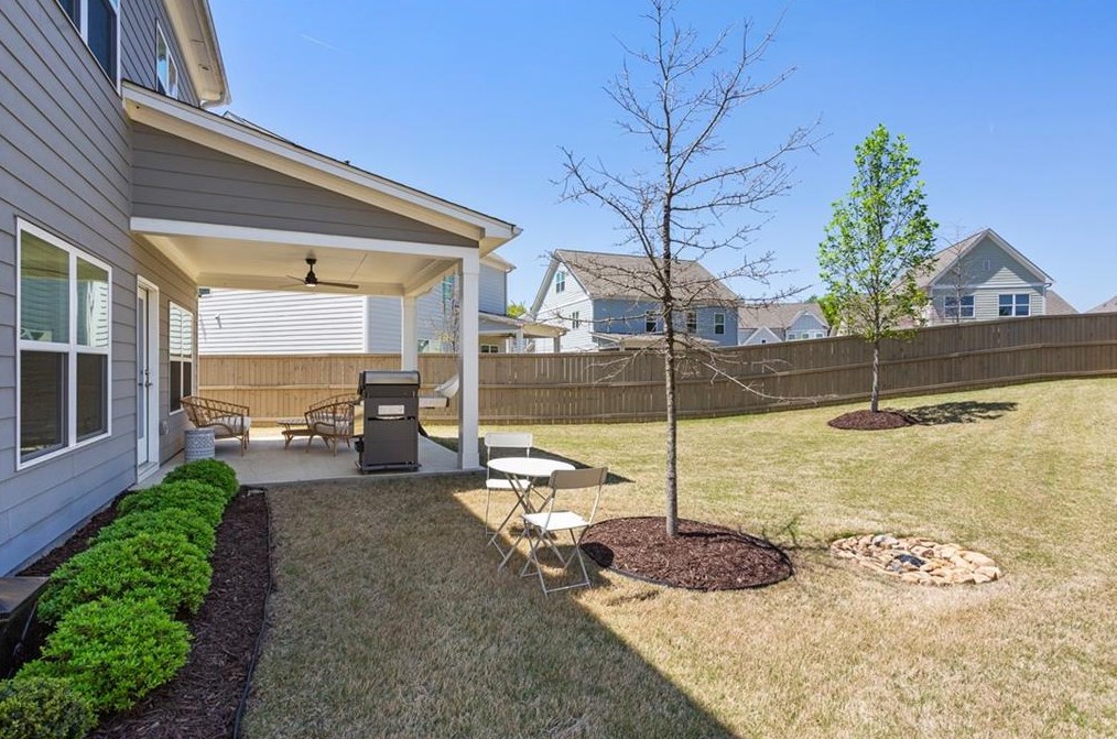 892 Samples Ln, Atlanta GA  30318 exterior