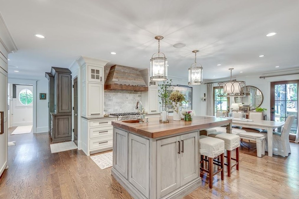 5276 Redfield Rd, Atlanta GA 30338-3722 exterior