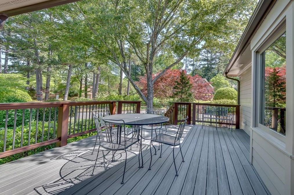 5276 Redfield Rd, Atlanta GA 30338-3722 exterior