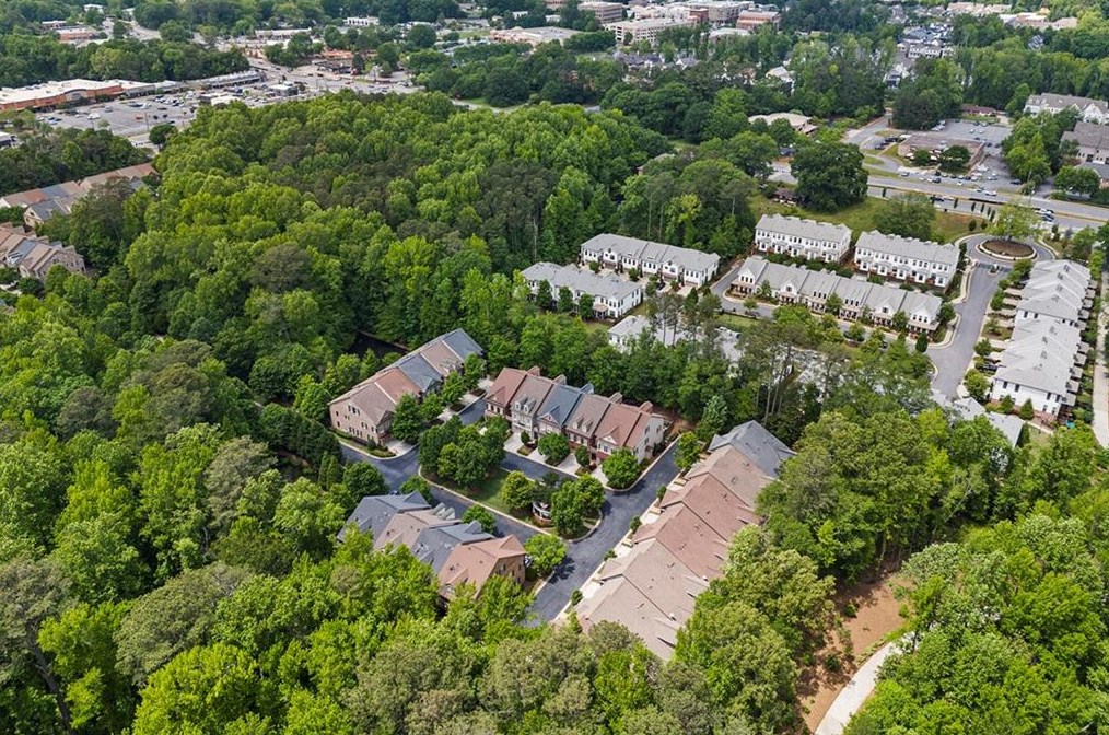 712 Nottaway Ln, Alpharetta GA 30009-2287 exterior