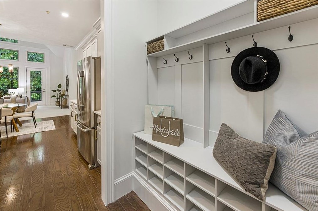 712 Nottaway Ln, Alpharetta GA 30009-2287 exterior