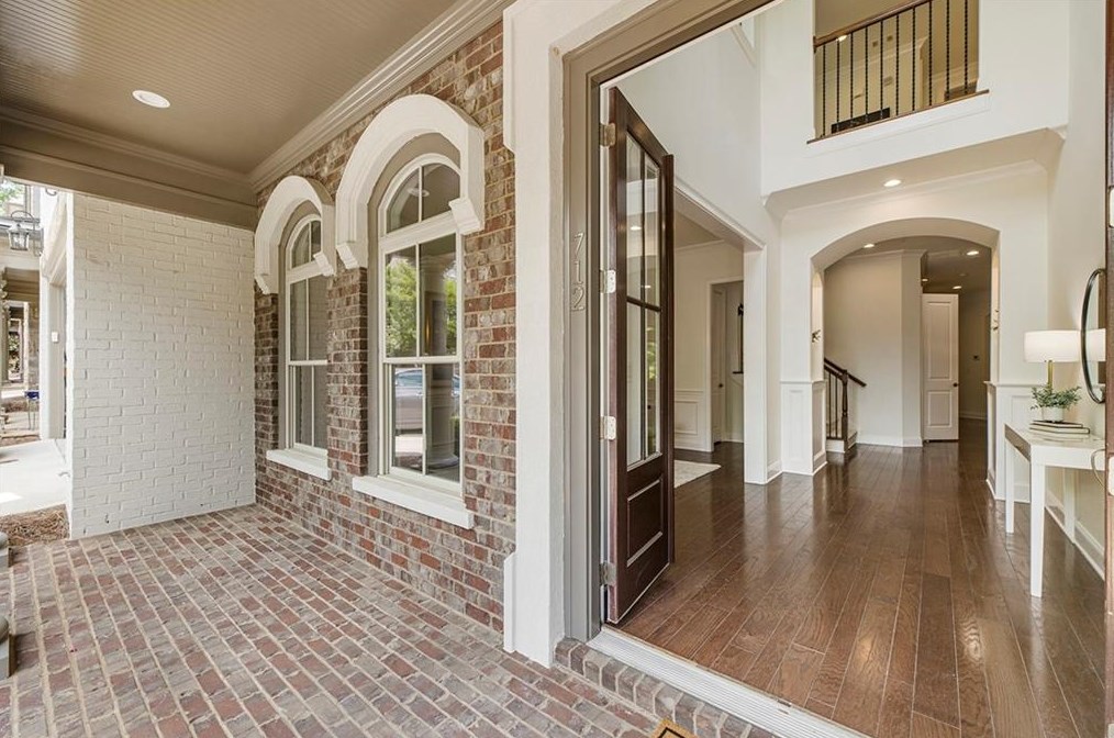 712 Nottaway Ln, Alpharetta GA 30009-2287 exterior