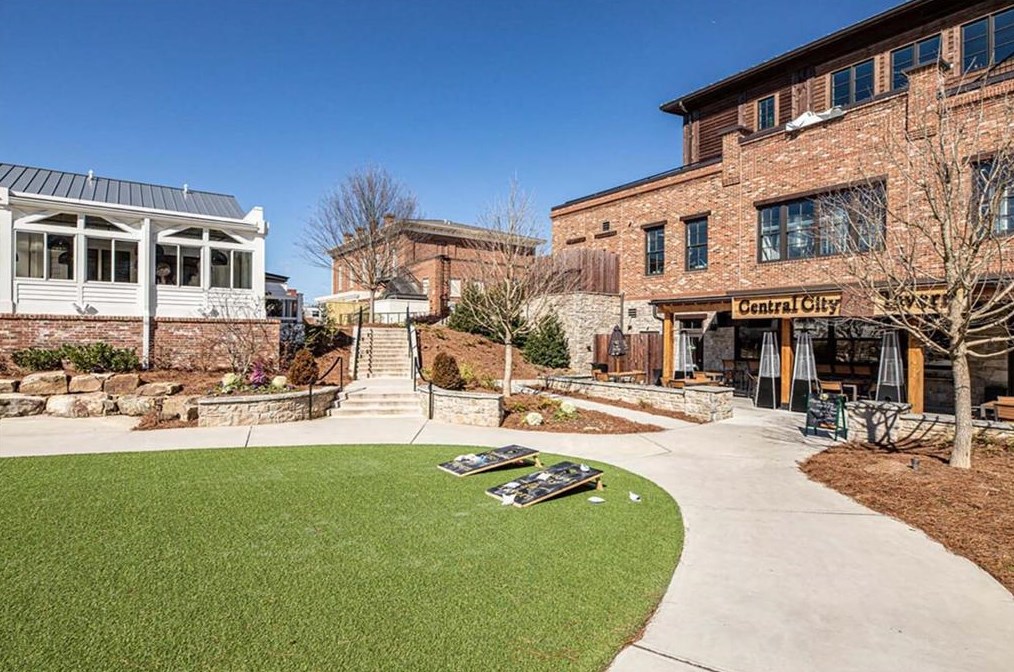 712 Nottaway Ln, Alpharetta GA 30009-2287 exterior