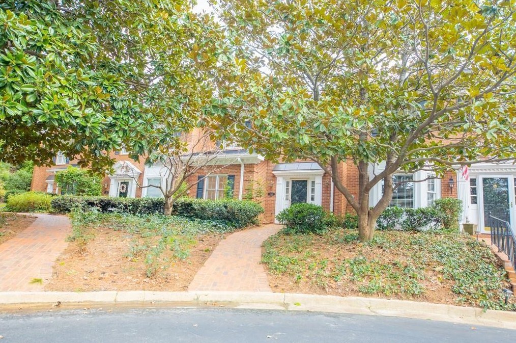 5414 Trentham Ct, Atlanta GA  30338-3036 exterior