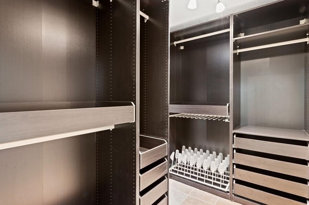 11115 Glenbarr Dr, Duluth GA 30097-7898 exterior