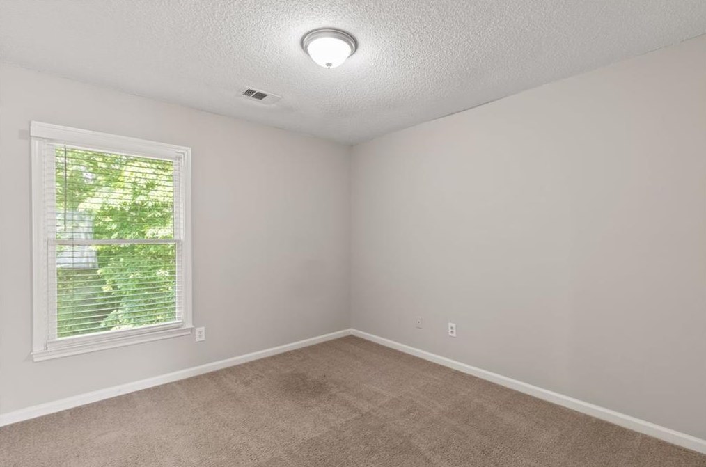 11115 Glenbarr Dr, Duluth GA 30097-7898 exterior