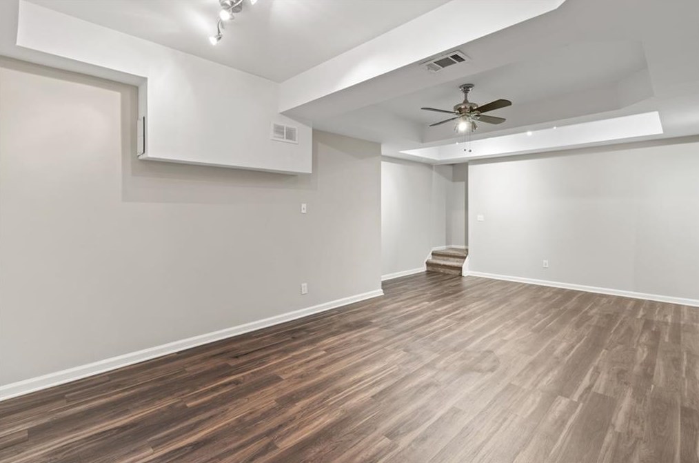 11115 Glenbarr Dr, Duluth GA 30097-7898 exterior