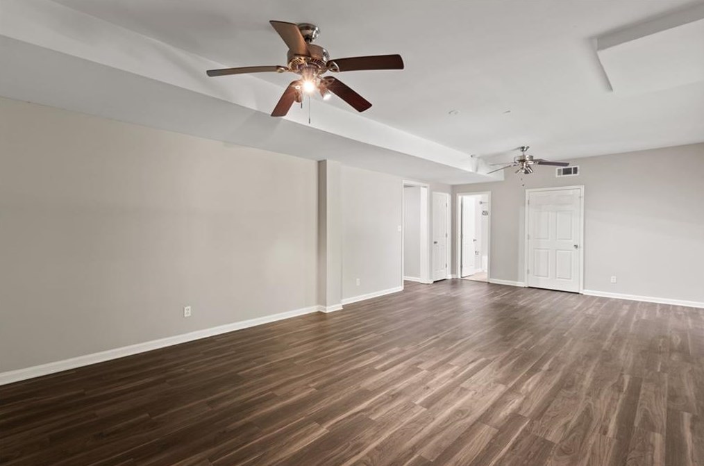 11115 Glenbarr Dr, Duluth GA 30097-7898 exterior