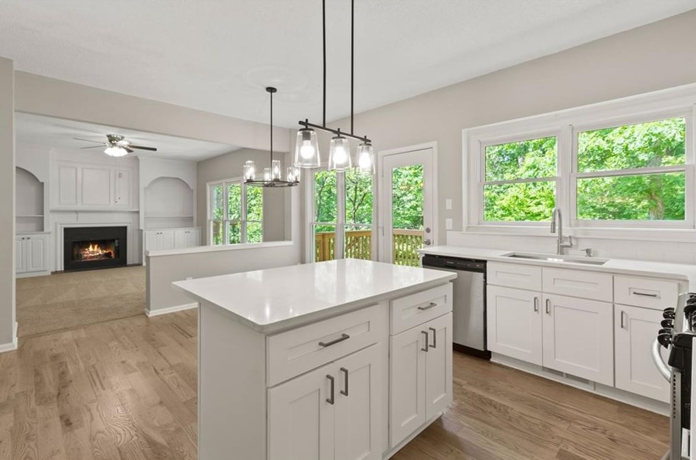 11115 Glenbarr Dr, Duluth GA 30097-7898 exterior