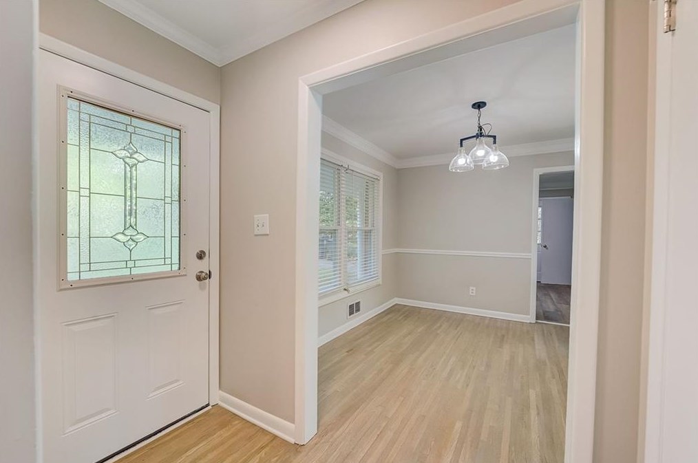 2493 Woodacres Rd, Atlanta GA  30345-1643 exterior