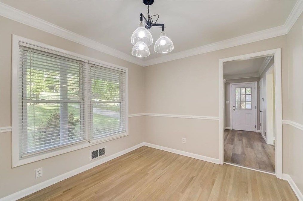 2493 Woodacres Rd, Atlanta GA  30345-1643 exterior