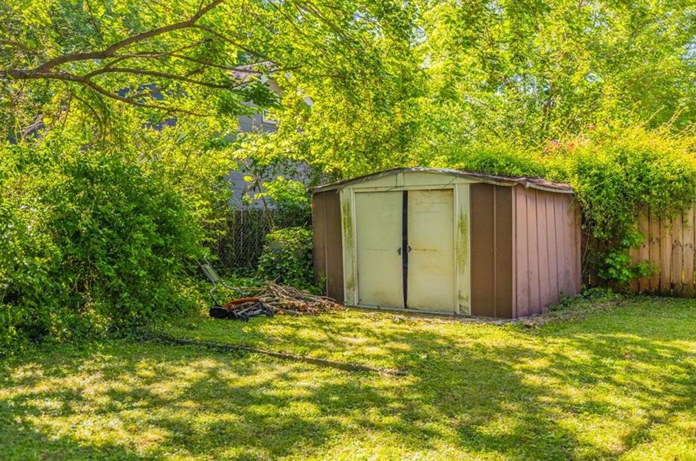 896 Marion Ave, Atlanta GA  30312-3632 exterior