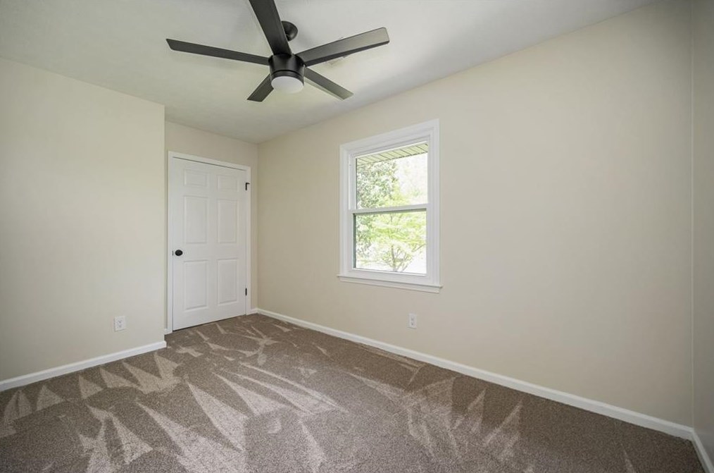 3811 White Hvn Dr, Smyrna GA 30082-3635 exterior