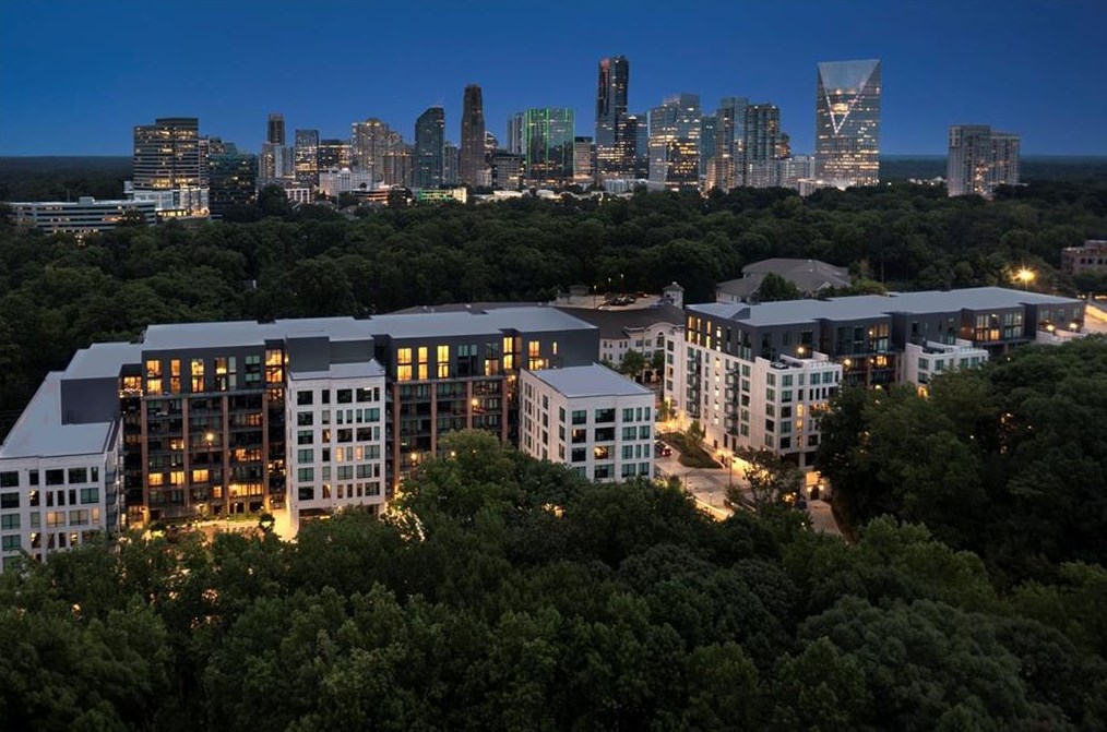 3300 Roswell Rd, Atlanta GA  30305-0014 exterior