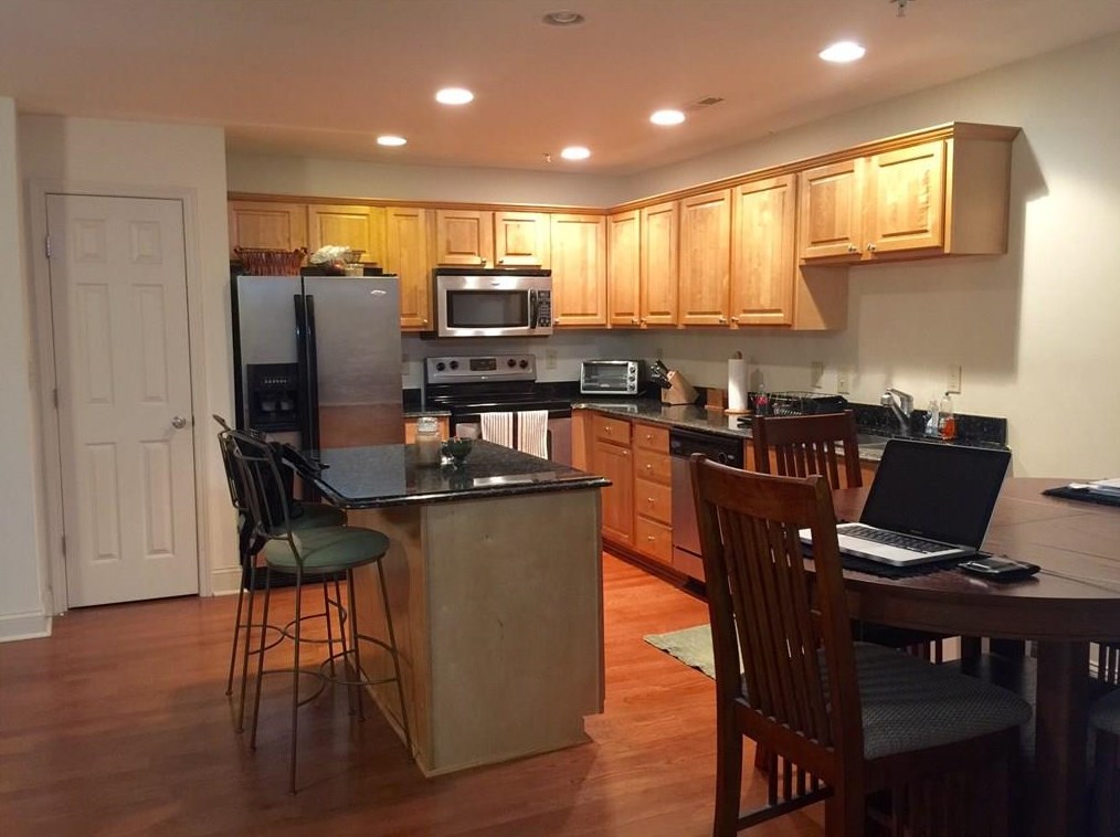 107 Madison Ct, Smyrna GA  30080-7862 exterior