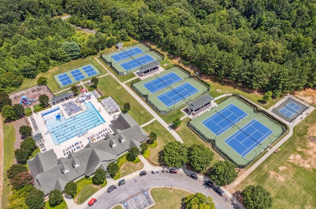 4284 Links Blvd, Jefferson GA  30549-8826 exterior