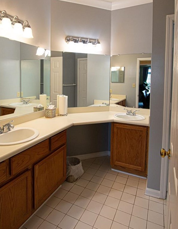 105 Vinings Frst Cir, Smyrna GA 30080-3918 exterior