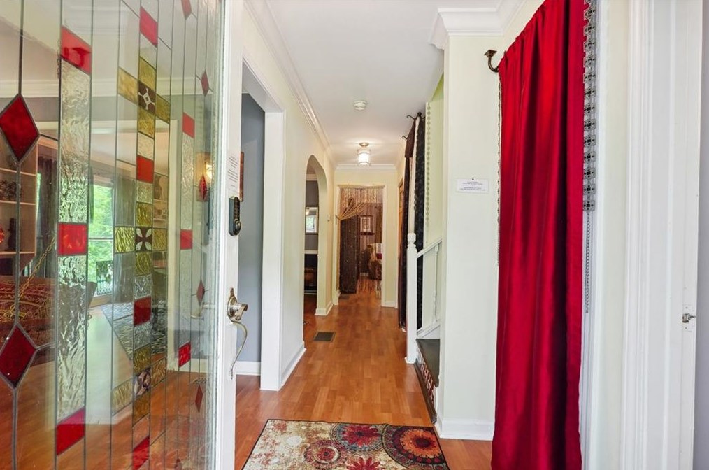 1750 Coventry Pl, Decatur GA  30030-1005 exterior