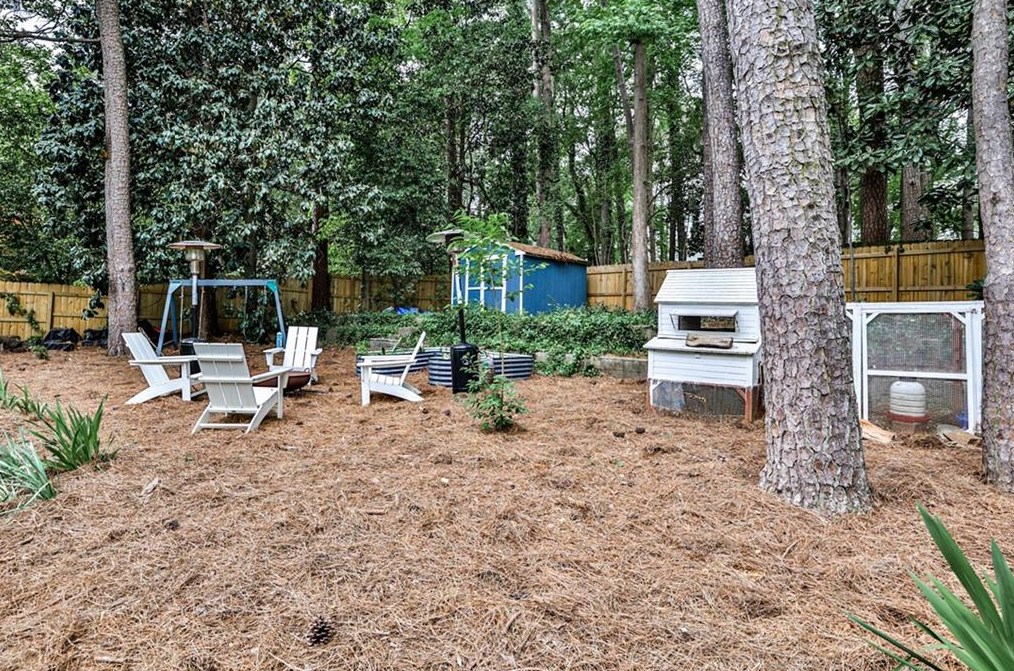 148 Willow Ln, Decatur GA  30030-1426 exterior