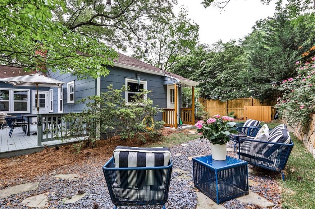 148 Willow Ln, Decatur GA  30030-1426 exterior