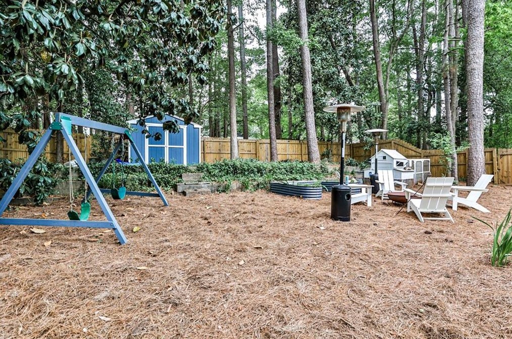 148 Willow Ln, Decatur GA  30030-1426 exterior