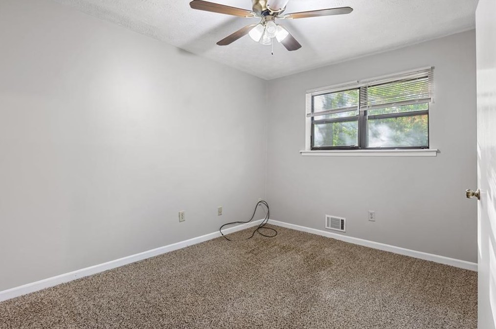 1761 Pne Crk Dr, Austell GA 30168-5140 exterior