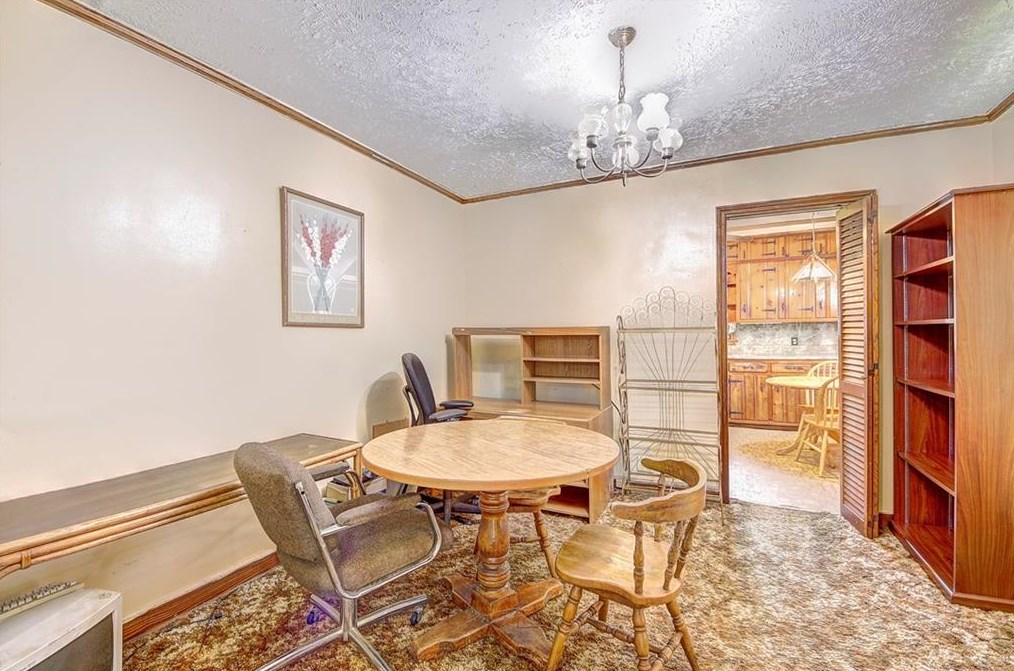 1909 Ridgeland Dr, Decatur GA  30032-4917 exterior