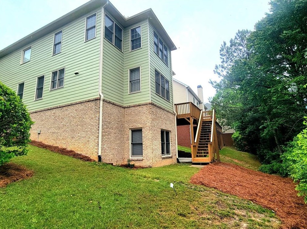 1124 Carroll Ct, Norcross GA  30071-5012 exterior