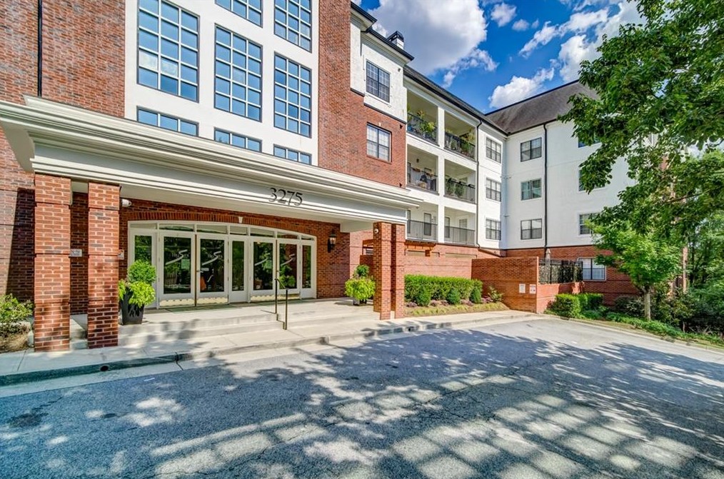 3275 Lenox Rd, Atlanta GA  30324-2547 exterior