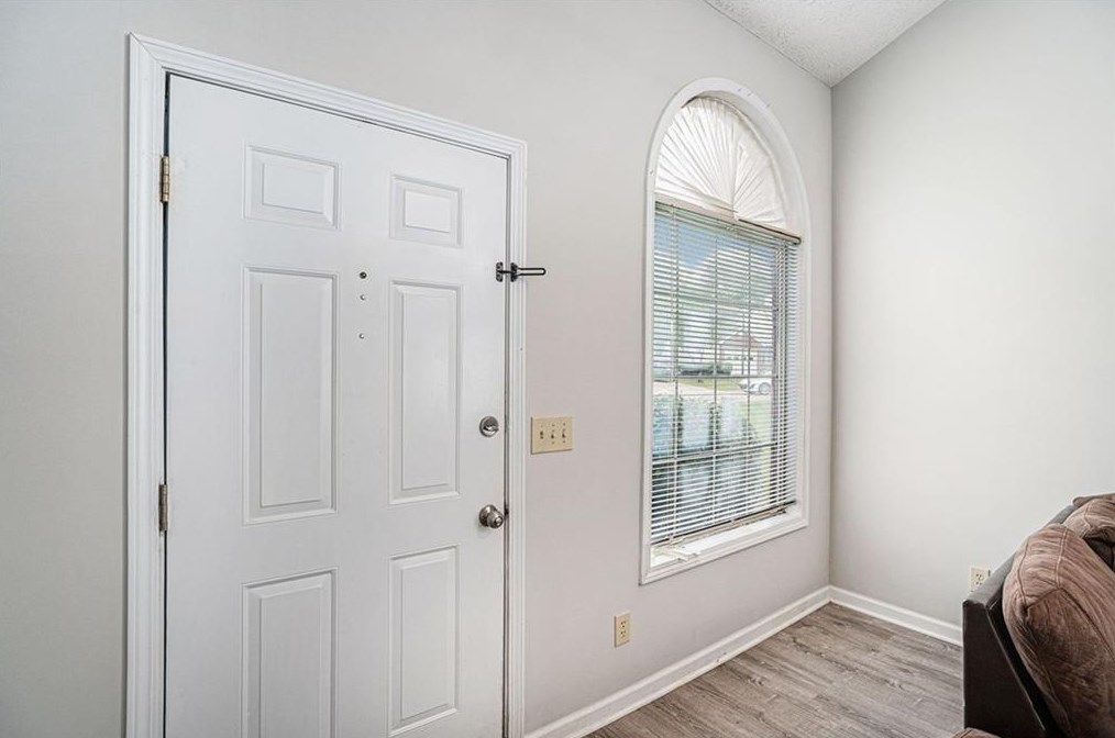 2815 Barnwood Xing, Duluth GA  30097-2178 exterior