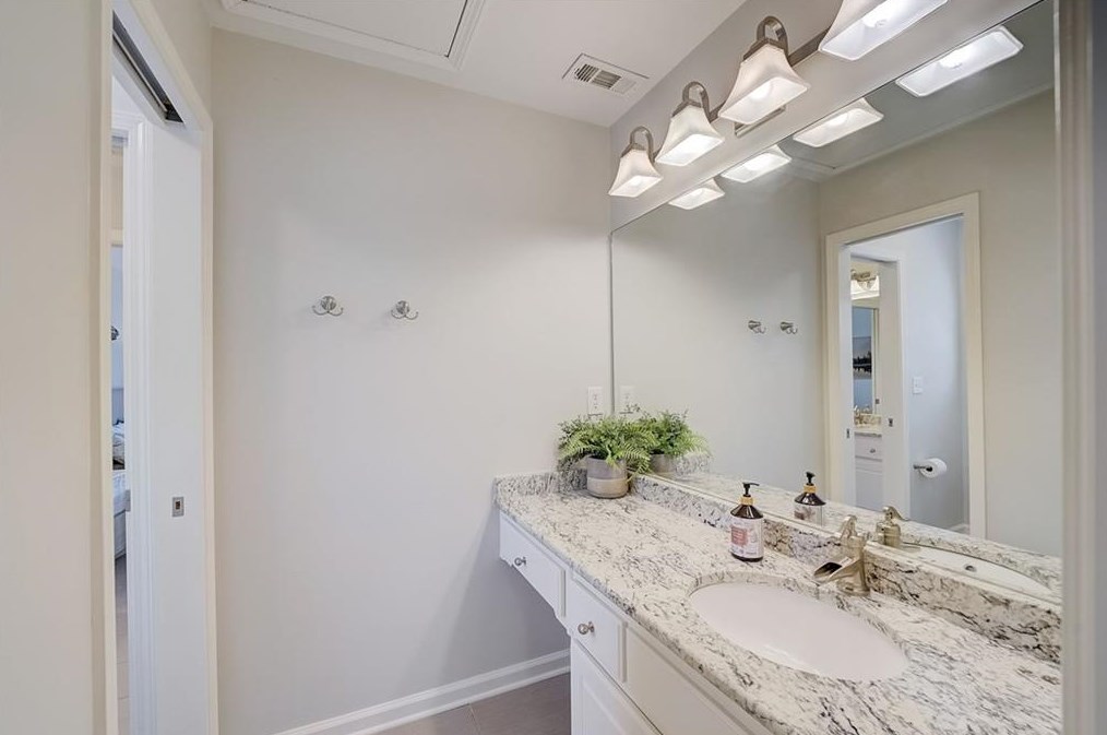 430 Majestic Cv, Alpharetta GA  30004-4567 exterior