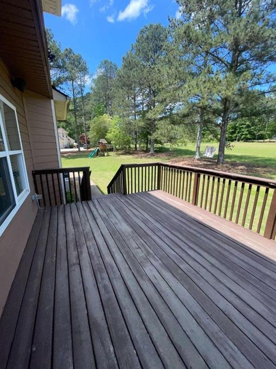 312 Pine Needle Ct, Stockbridge GA 30281-1595 exterior