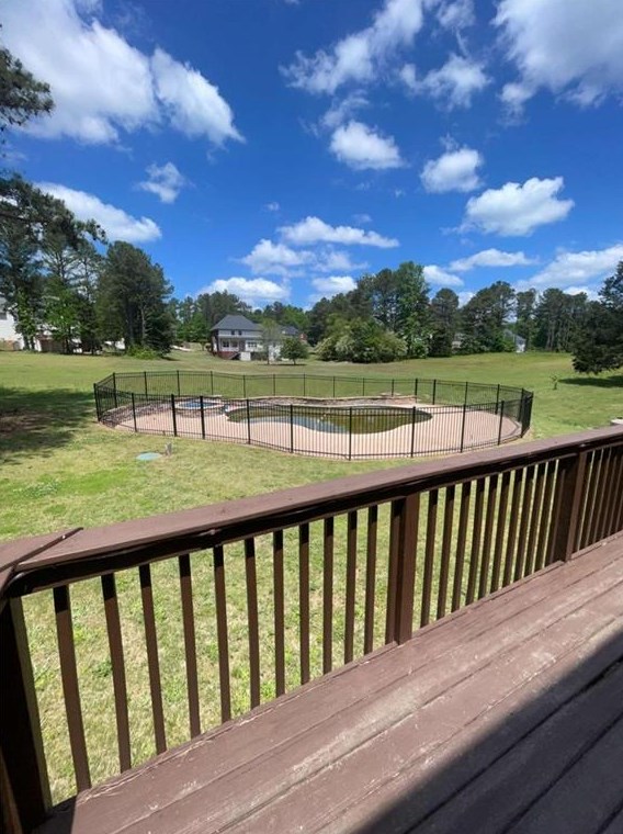 312 Pine Needle Ct, Stockbridge GA 30281-1595 exterior