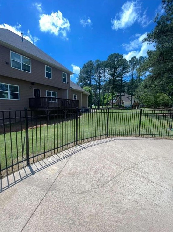 312 Pine Needle Ct, Stockbridge GA 30281-1595 exterior