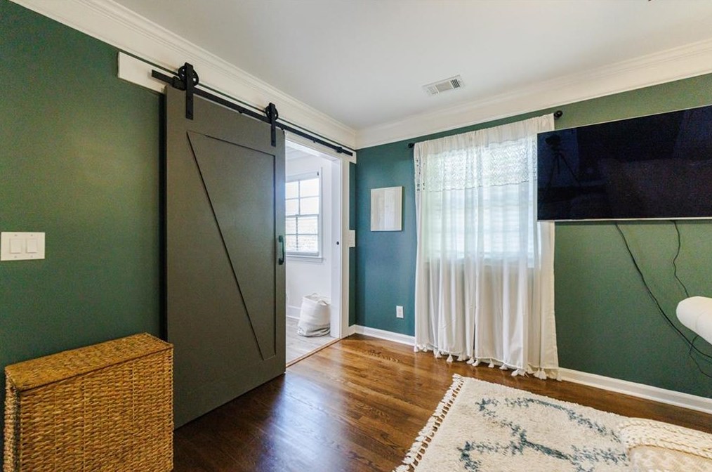 4804 Chamblee Dunwoody Rd, Atlanta GA  30338-5606 exterior