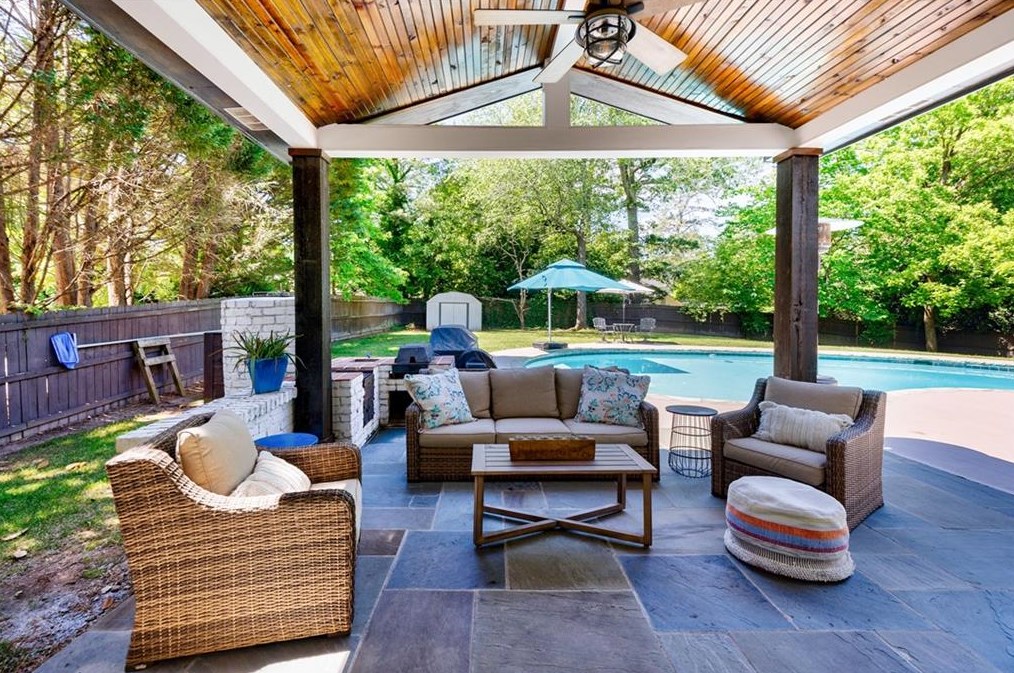 4804 Chamblee Dunwoody Rd, Atlanta GA  30338-5606 exterior