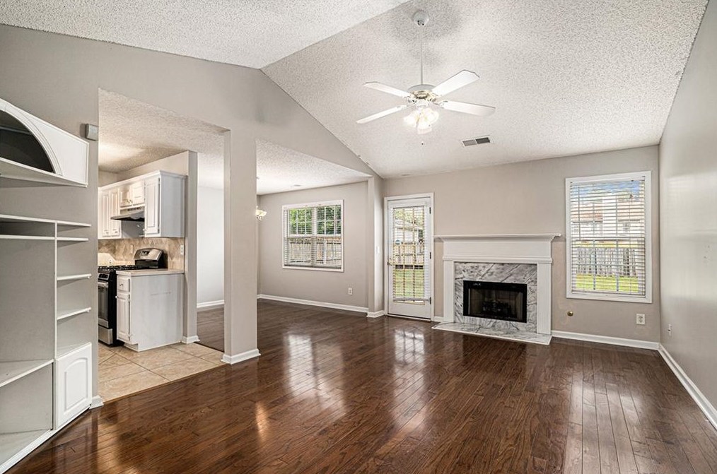 616 Amelia Creek Ct, Lawrenceville GA  30045-5250 exterior