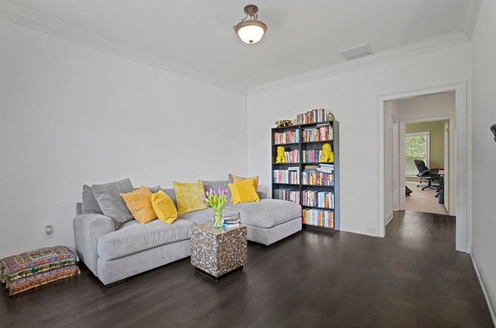 5093 Healey Dr, Smyrna GA  30082-5067 exterior