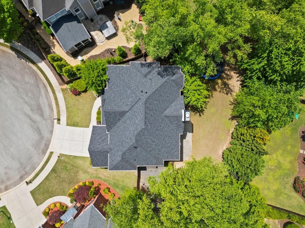 5093 Healey Dr, Smyrna GA  30082-5067 exterior