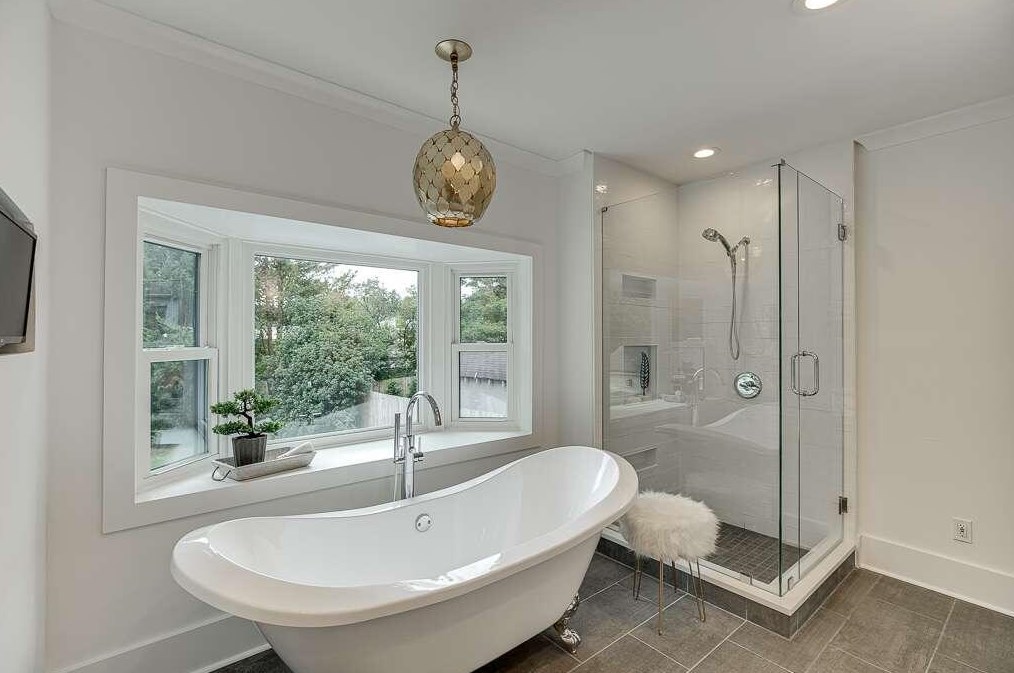 239 Midvale Dr, Atlanta GA  30342-3326 exterior