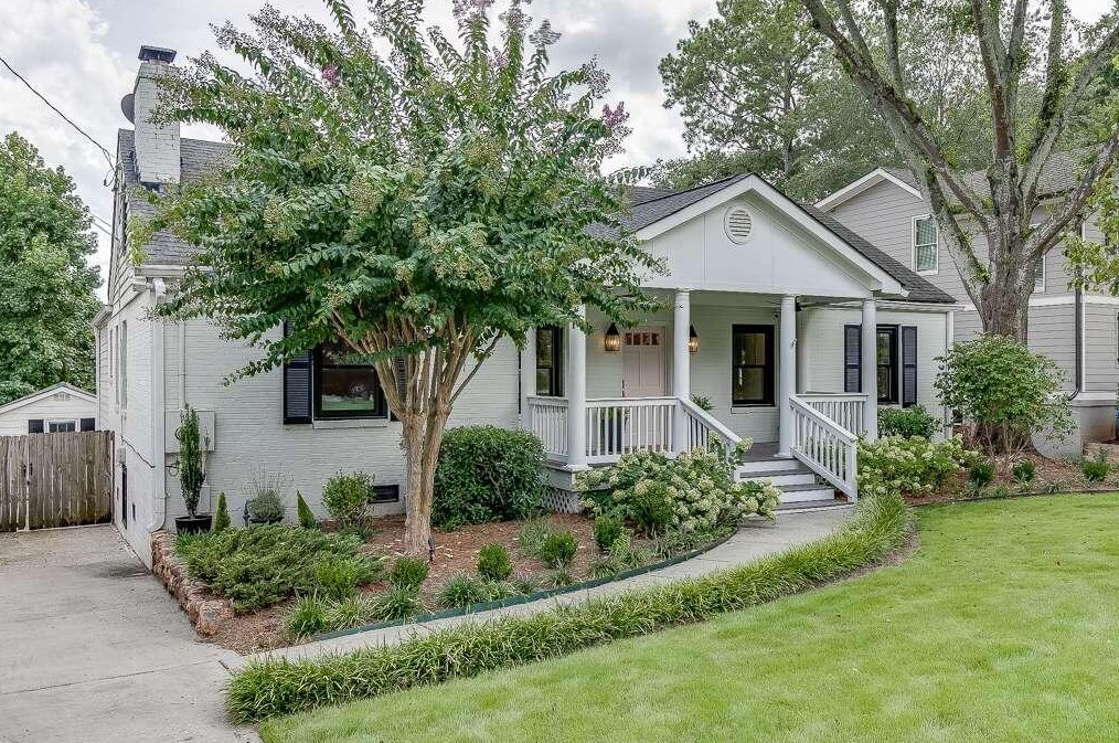 239 Midvale Dr, Atlanta GA  30342-3326 exterior