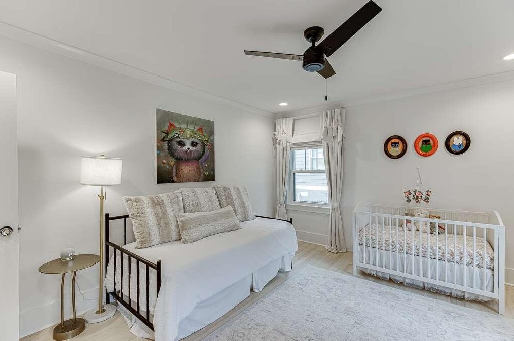 239 Midvale Dr, Atlanta GA  30342-3326 exterior