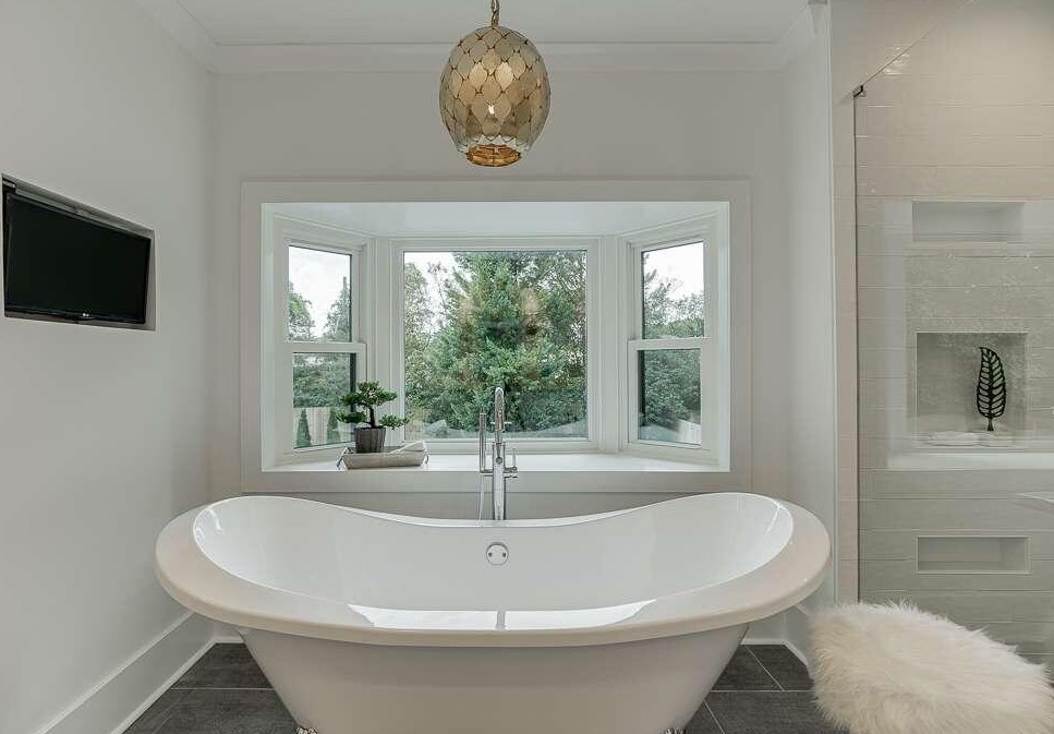 239 Midvale Dr, Atlanta GA  30342-3326 exterior