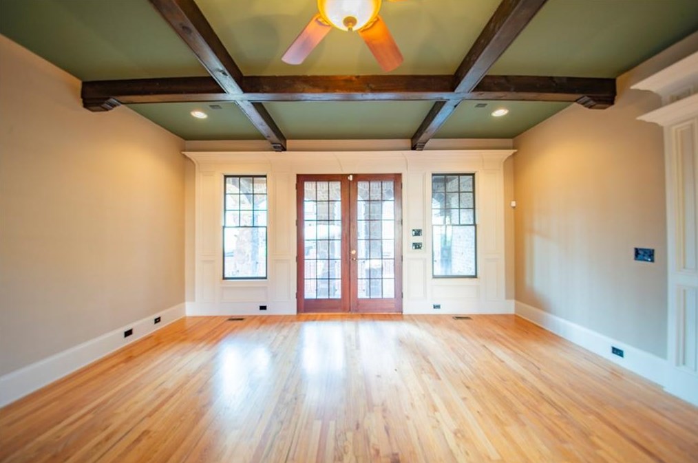 1121 Wimberly Rd, Atlanta GA  30319-2636 exterior