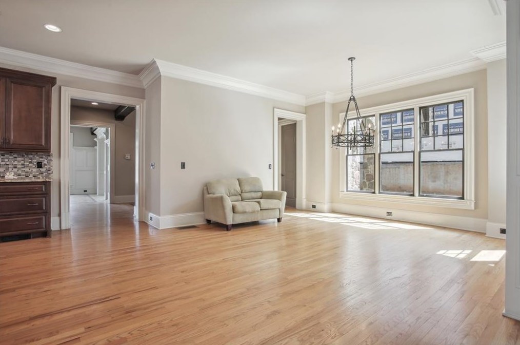 1121 Wimberly Rd, Atlanta GA  30319-2636 exterior